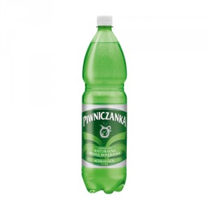 PIWNICZANKA ŚREDNIONASYCONA CO2 1,5l (zgrzewka - 6 butelek)