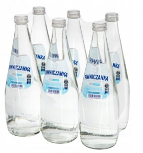 Piwniczanka 0,7l x 6 szt. niegazowana szkło bezzwrotne 